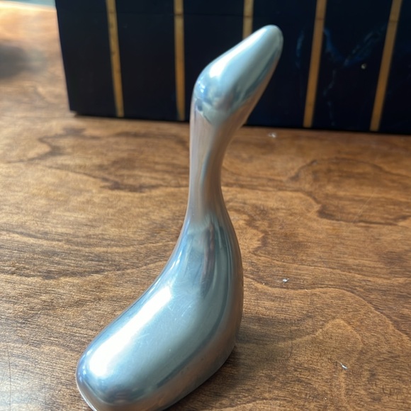 Vintage Hoselton Aluminum Swan Sculpture Figurine signed - Picture 4 of 7